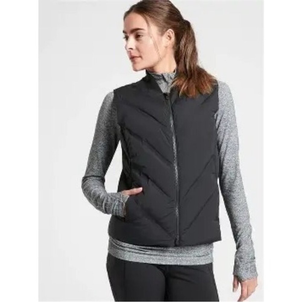 Athleta Women's Black Puffer Vest